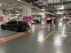 -龙湖虹桥天街-停车场