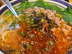 -云阿蛮云南生烫牛肉米线(奉贤路店)