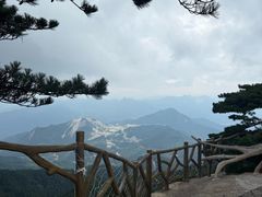 -罗田薄刀峰风景区