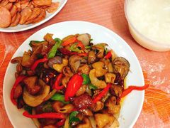-蓝精灵饺子店