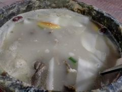 -墨脱石锅椰子鸡•香草鸭•东山羊(大东海店)