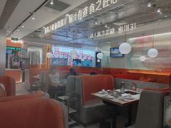 -黄记煌三汁焖锅(新佳丽江汉路店)