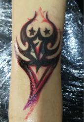-九纹龙纹身馆