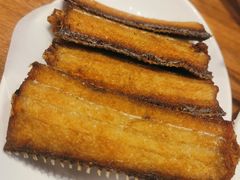 干炸刀鱼-圣河湾虾饺美食(站前店)