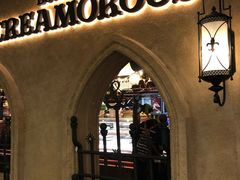 -B&C黄油与面包·法式古堡面包坊(新天地店)