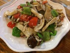 -小锅巴纳西餐厅
