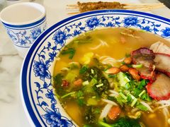 烧肉什锦米粉-桂林米粉