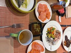 -松咖啡自助餐厅·松北香格里拉