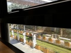 -必胜客(WOW中心城店)