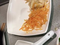 -海底捞火锅(新松江路店)