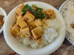 -鲁朗纳麦石锅鸡庄园
