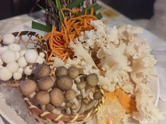 -澳美徕·港式花胶鸡火锅(高新万达店)