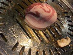 超厚五花肉-韩聚屋韩国烤肉餐厅(新北万达店)