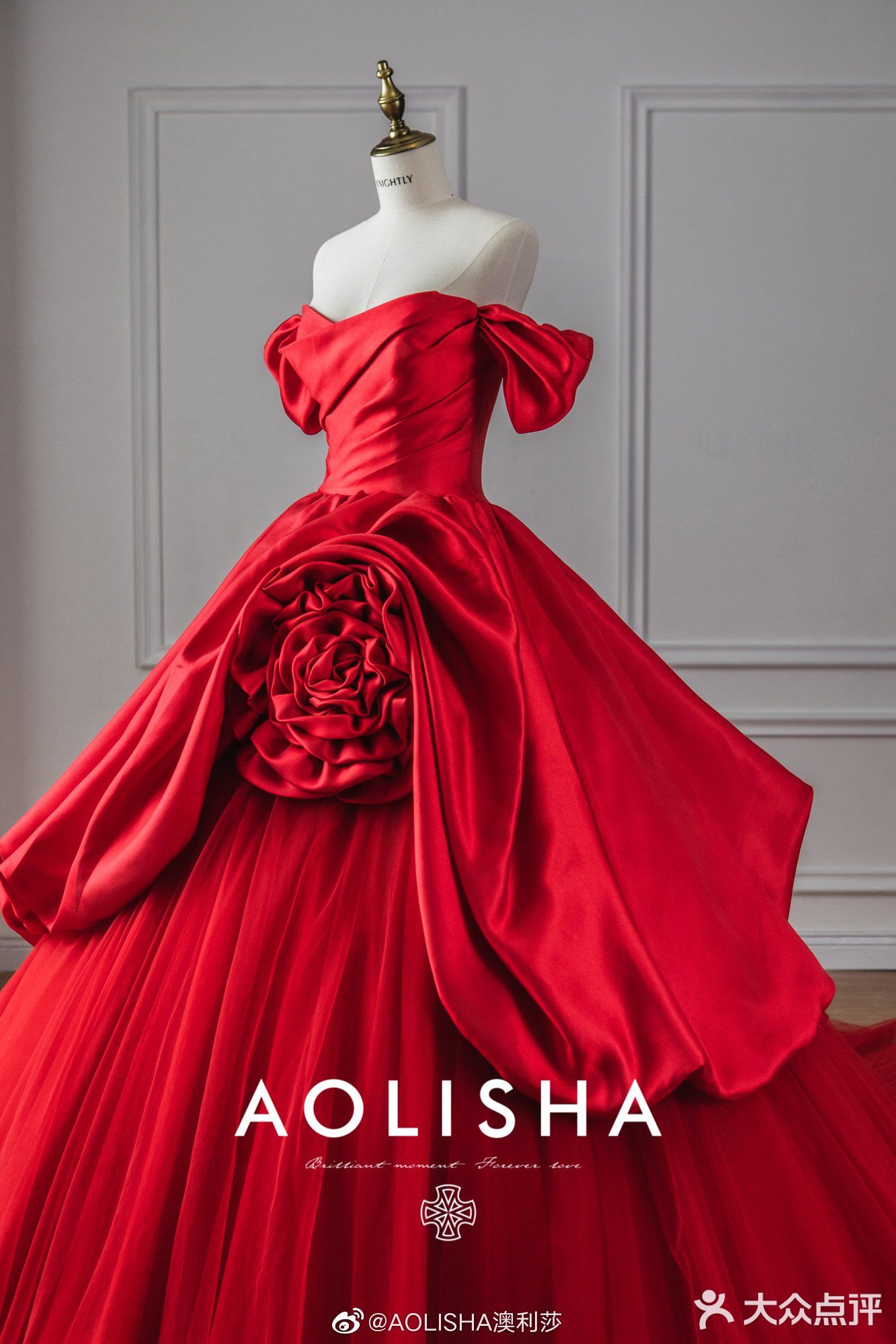 aolisha高级独特的红色婚纱