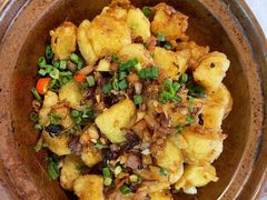 -有红鸡毛店·川菜(建设路店)