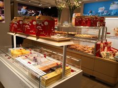 面包甜点陈列柜-好利来(川大店)