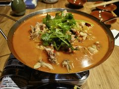 小米椒爱上蛙-先启半步颠小酒馆(常熟万达广场店)