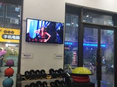 -思迈威健身(积玉桥万达店)