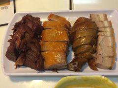 -新大咀港式茶餐厅(宝山万达店)