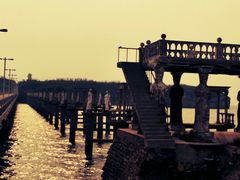 -仙浴湾广场