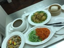 -菁幼月子会所(儿童医院店)