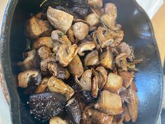 橄榄油煎蘑菇-幸薈飯堂