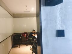 -懒人Club健身(卓越时代广场店)