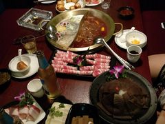 -重庆爽翻天老火锅(临平万达广场店)