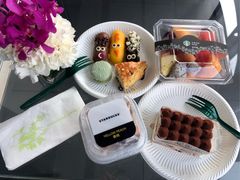 -上海星瀚奔驰4S店(红柳路店)