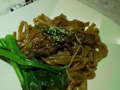 -百威KTV(恒福路店)