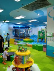 -莫莉幻想儿童乐园(北京金隅嘉品店)