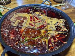 -正南齊北重庆老火锅(光华村直营店)