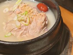 -长寿参鸡汤(朝韩风情街店)
