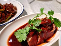 本帮酱鸭腿-三玛璐酒楼(汉口路店)