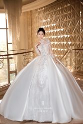 -艾朵婚纱