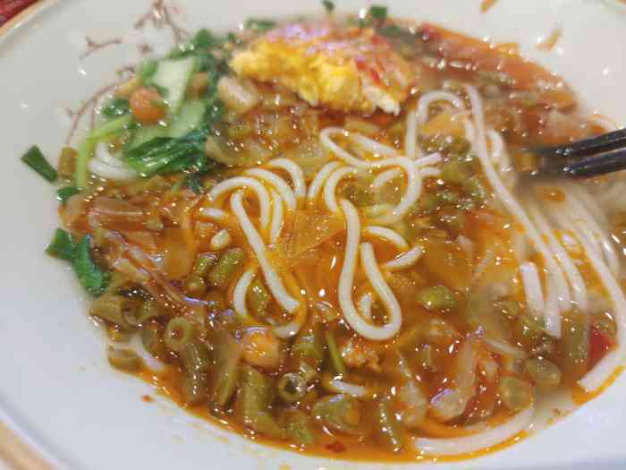 环境在望京soho的下沉广场餐厅最里面门面不大需要仔细找哦里面跟迷宫