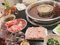 -邓莽子老火锅(中兴路总店)