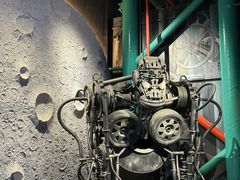 -极限PLAY运动娱乐新世界·团建派对潮玩休闲馆·室内蹦极高空游乐园