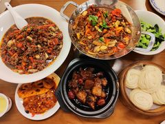 -堂瓦里·33年传统赣菜(第一街区店)