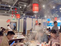 -尚尚仙·酸汤猪手·猪肚鸡火锅(华联万柳购物中心店)