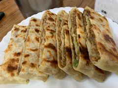 千层猪肉饼-溢心园香河肉饼总店