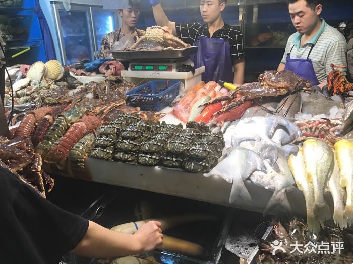 三源里菜市场图片