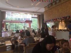 大堂-威珀斯酒店·珀萃美食餐厅 | 海鲜刺身·现烤生蚝·特色烤肉