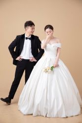 -唯一旅拍·颂当代影像艺术中心(上城店)