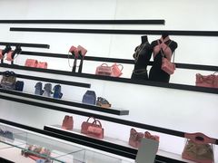 -Chanel(德基广场店)