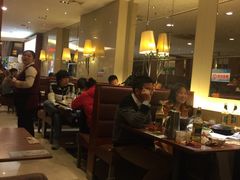 大堂-川流不息·地道川菜·小龙虾(新松江路店)