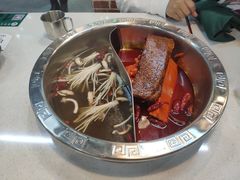 -憨铁匠老火锅(龙岗万科里店)