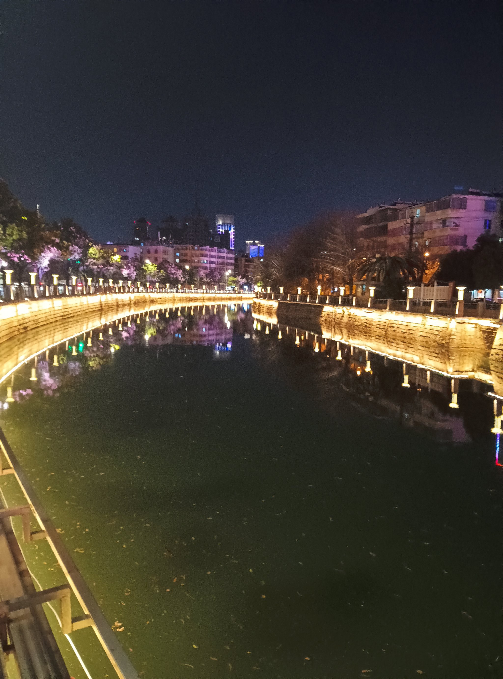 昆明盘龙江夜景图片