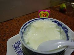 冻双皮奶-百花传统甜品店(原址店)