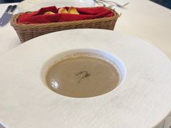 -华凌牛庄西餐厅(乌鲁木齐华凌美爵大饭店)